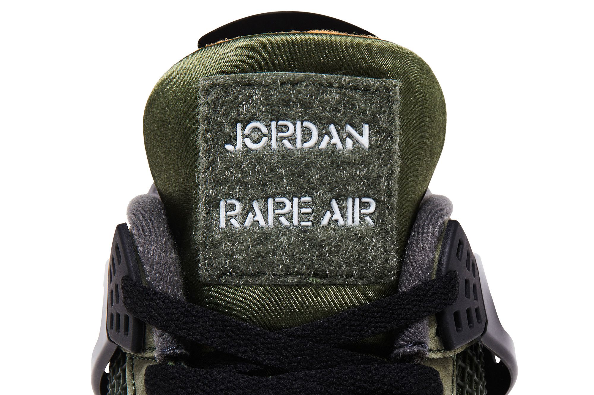 Buy Undefeated x Air Jordan 4 Retro 2025 - IB1519 200 | GOAT
