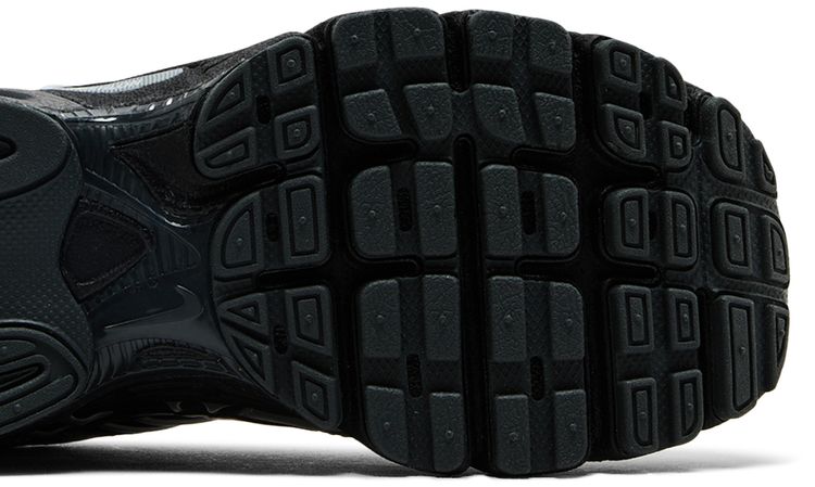 Nike Wmns Air Max Moto 2K Black Metallic Silver