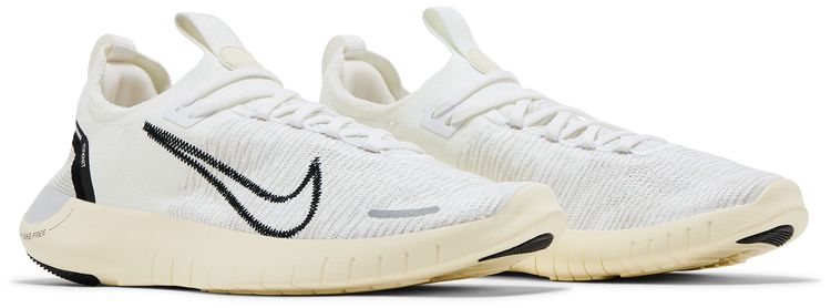 Nike Wmns Free RN Next Nature White Black