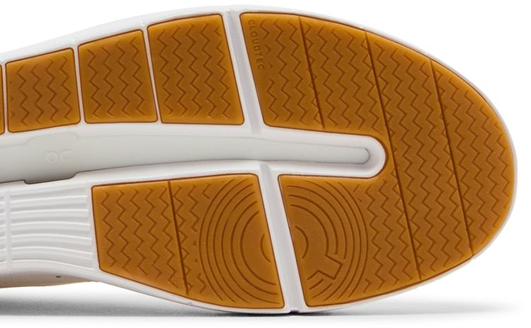 ON The Roger Centre Court White Gum