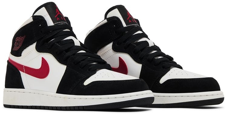 Air Jordan 1 Retro High BG Black Red White