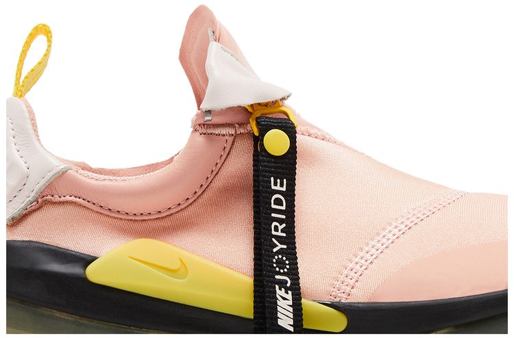 Nike Wmns Joyride Optik Coral Stardust