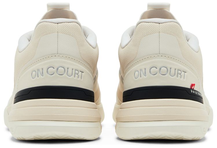 ON The Roger Advantage Pro Cream Black