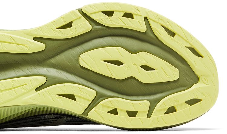 Asics Novablast 3 Black Dried Leaf Green