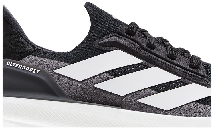 Adidas Wmns Ultraboost 5X Black White Carbon