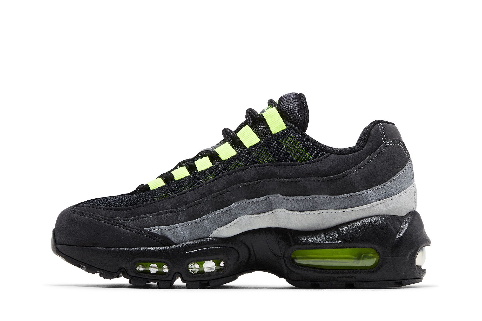 エアマックス95 OG Black and volt Nike Air Max 95 Black Volt CV1635-002 | SneakerFiles
