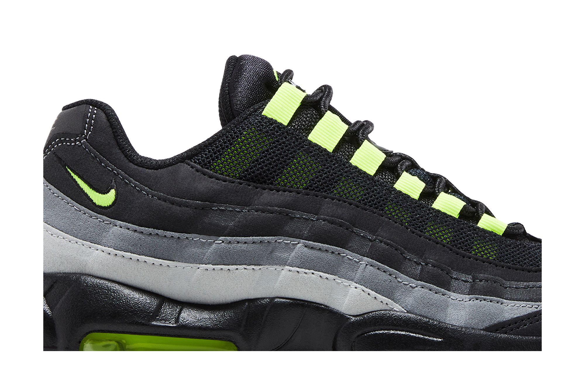 エアマックス95 OG Black and volt Nike Air Max 95 Black Volt CV1635-002 | SneakerFiles