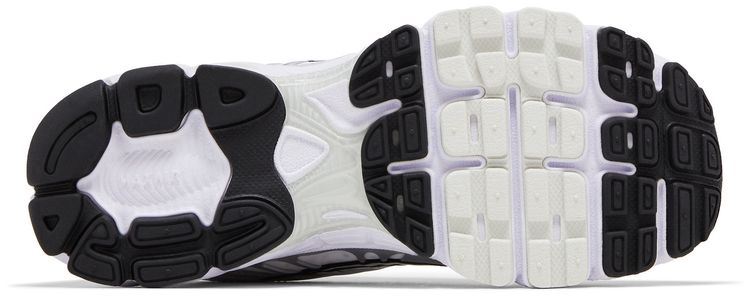 Nike Wmns Air Max Moto 2K White Metallic Silver