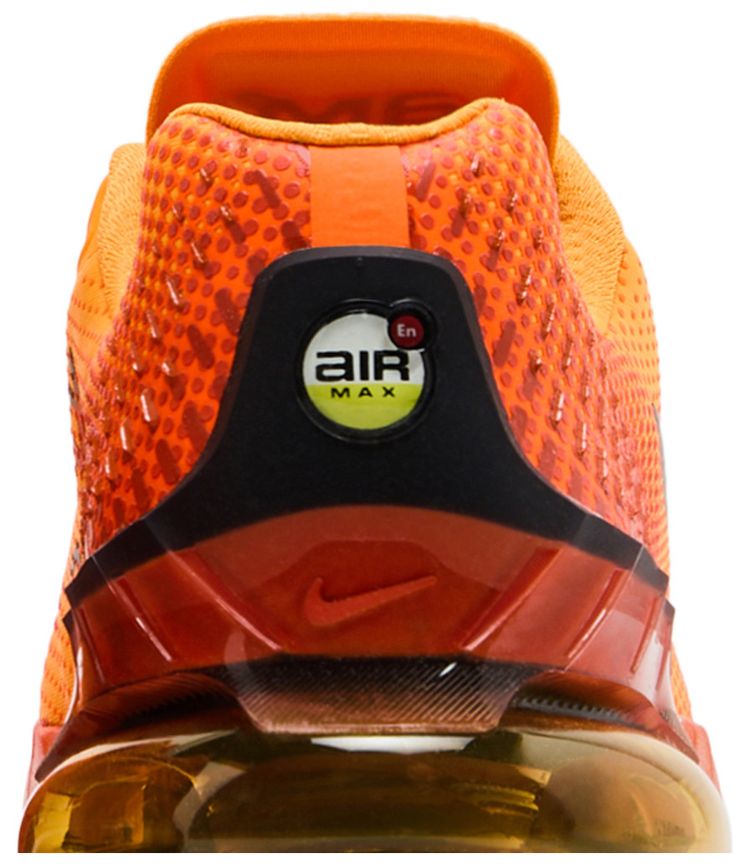 Nike Air Max Phoenix Total Orange