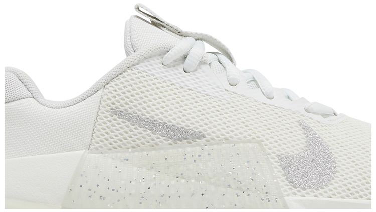 Nike Wmns Metcon 9 Premium Summit White Metallic Silver