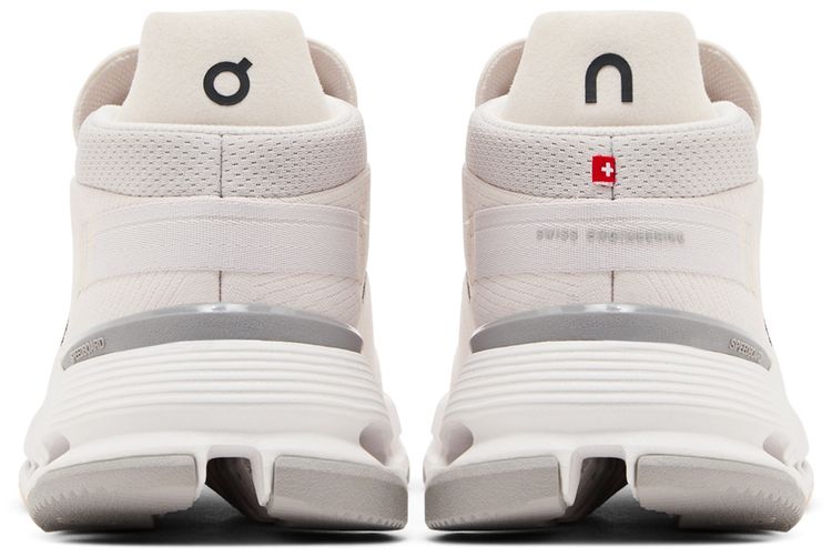 ON Wmns Cloudnova 2 Sand Fog