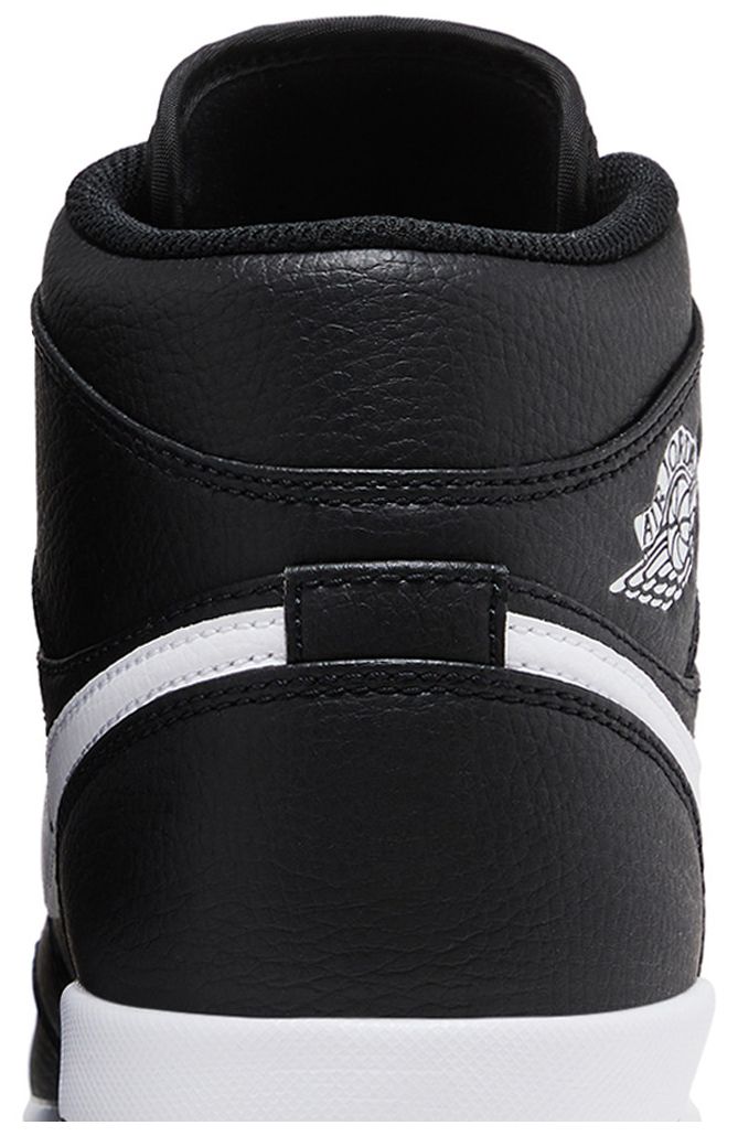 Air Jordan 1 Retro Metal Black White 2023