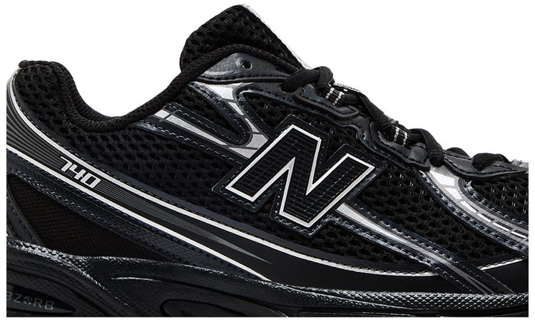 New Balance 740 Big Kid Wide Black Silver Metallic