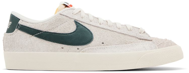 Nike Wmns Blazer Low 77 Vintage Phantom Vintage Green