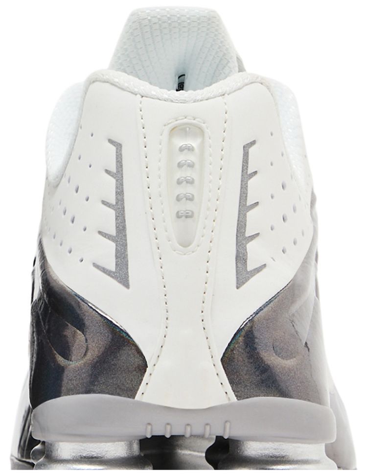 Nike Wmns Shox R4 White Iridescent