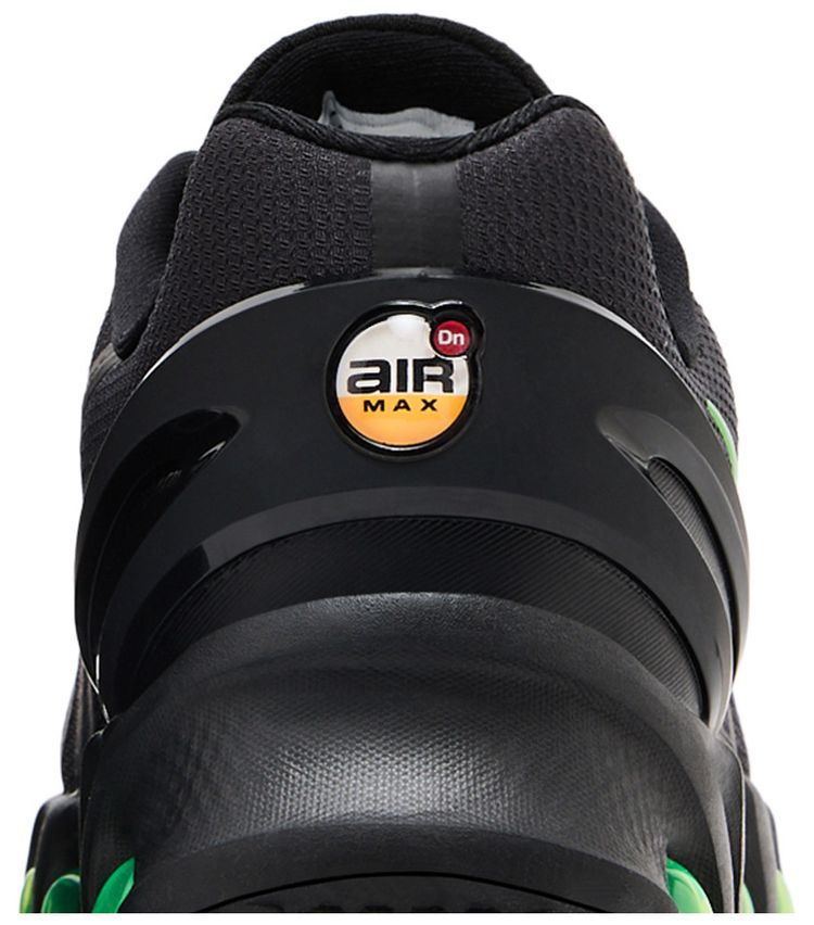 Nike Air Max DN8 Black Green Strike