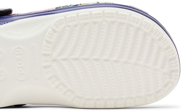 Crocs Demon Slayer x Classic Clog Shinobu Kocho