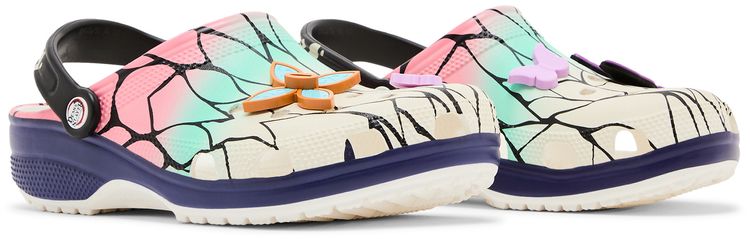 Crocs Demon Slayer x Classic Clog Shinobu Kocho