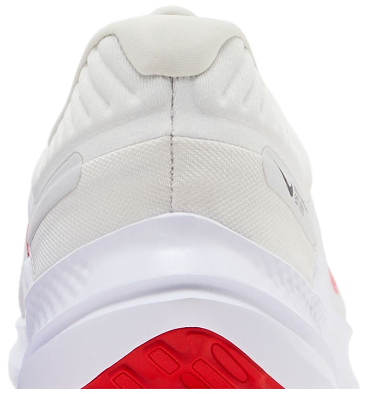 Nike Quest 5 Platinum Tint Light Crimson