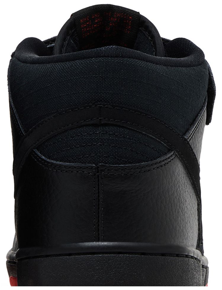 Nike Dunk Mid Pro SB Halloween