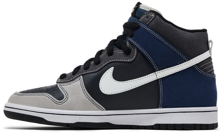 Nike Dunk High Pro SB Un Futuras