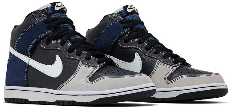 Nike Dunk High Pro SB Un Futuras