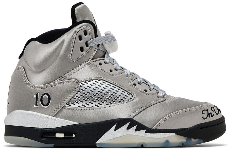 Wmns Air Jordan 5 Retro Wings