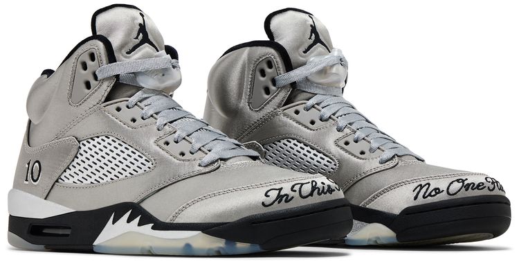 Wmns Air Jordan 5 Retro Wings