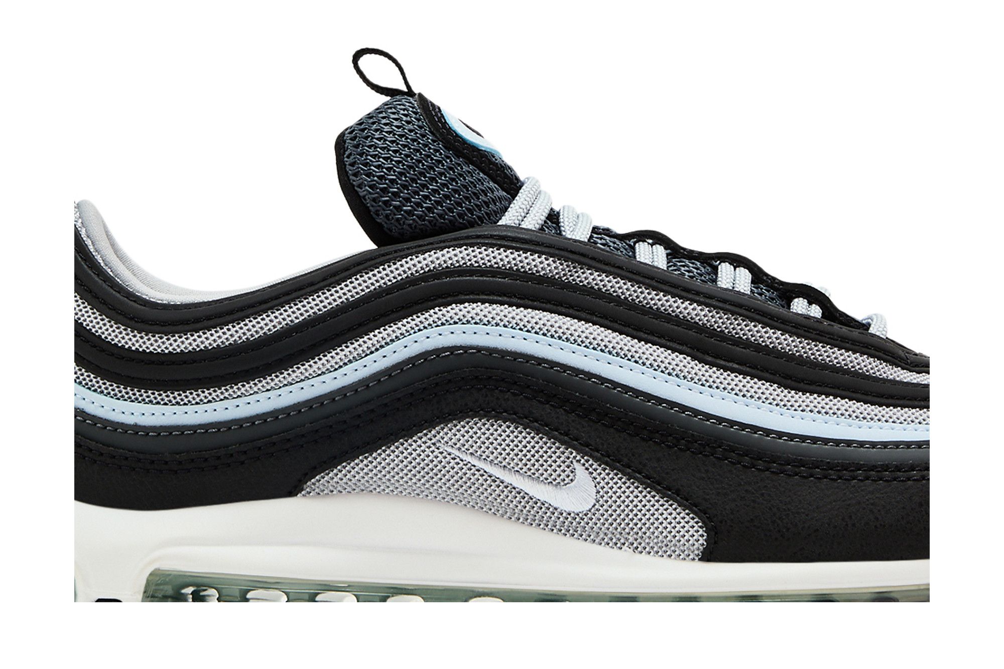 シャイニータンバリン Amazon.com: Wonder Cat Kyuu-chan Vol. 6: 9781638583905