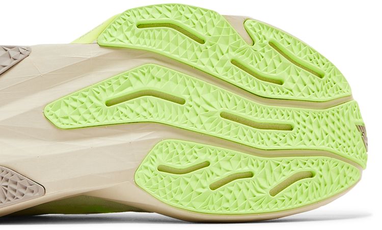 New Balance Wmns FuelCell Rebel v4 Moonrock Bleached Lime Glo