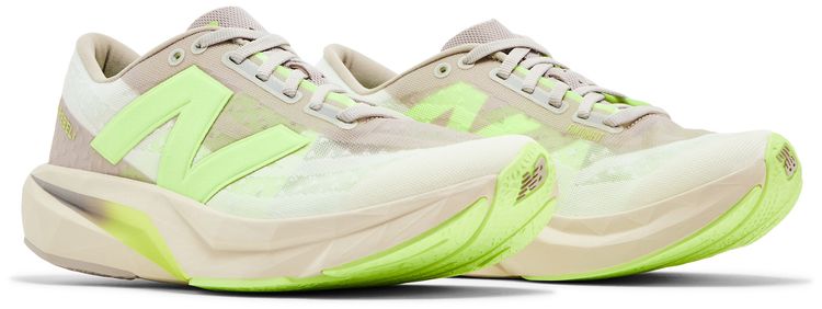 New Balance Wmns FuelCell Rebel v4 Moonrock Bleached Lime Glo