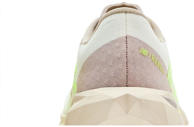 New Balance Wmns FuelCell Rebel v4 Moonrock Bleached Lime Glo
