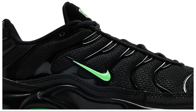 Nike Air Max Plus Green Strike