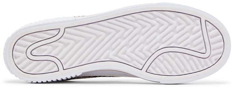 Nike Wmns Court Legacy Lift United in Victory