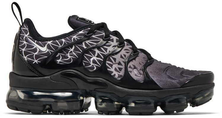 Nike Air VaporMax Plus Geometric