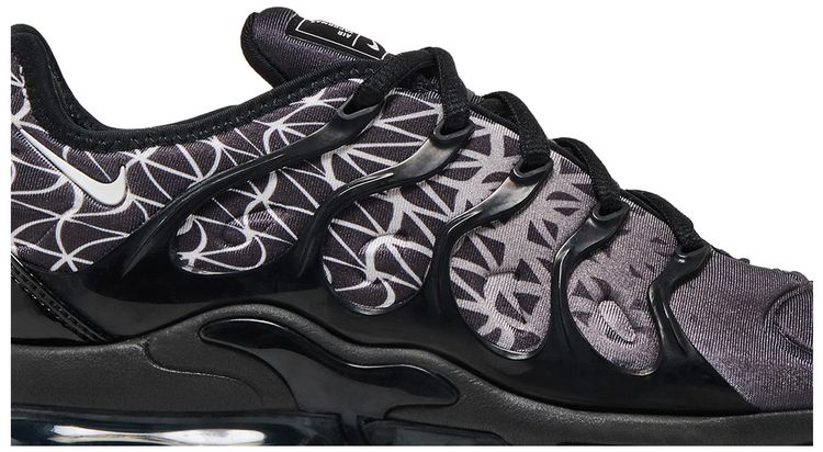 Nike Air VaporMax Plus Geometric