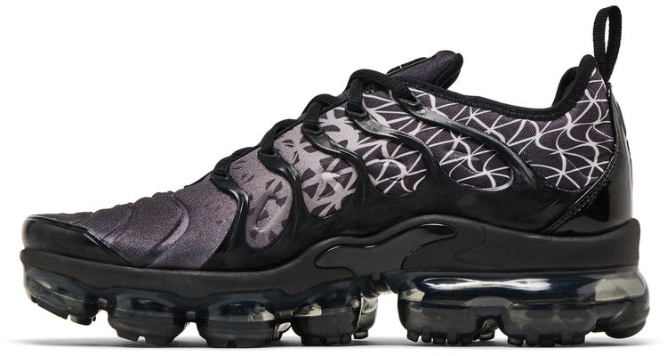 Nike Air VaporMax Plus Geometric