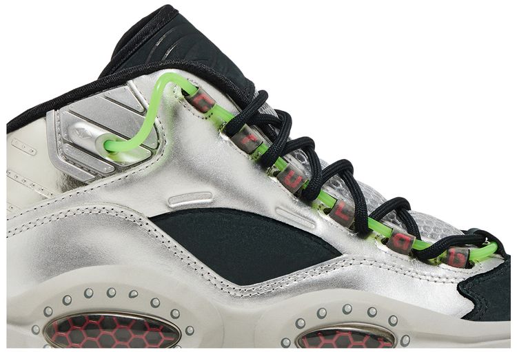 Reebok Illuminations Minions x Question Mid Grus Lab