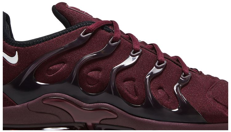 Nike Air VaporMax Plus Night Maroon