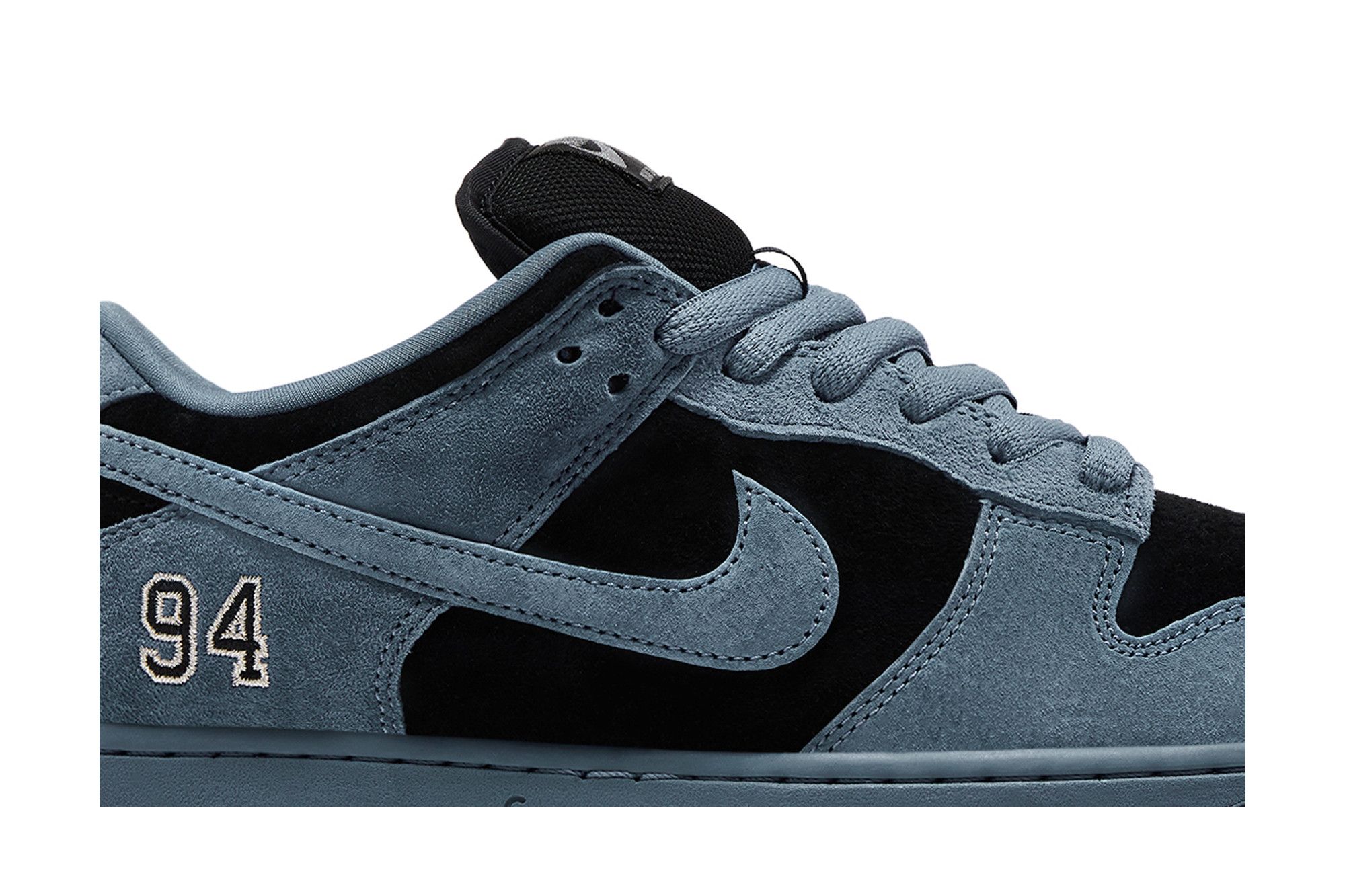 Buy Supreme x Dunk Low SB 'Ocean Fog' - HQ8487 400 | GOAT