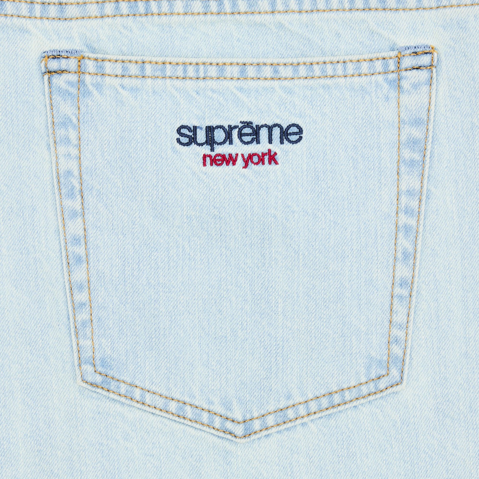 Supreme Baggy Denim”Light Washed Indigo\" Buy Supreme Baggy Jean 'Light Washed Indigo' - FW24P27 LIGHT
