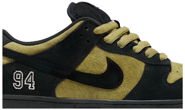 Supreme x Nike Dunk Low SB Camper Green