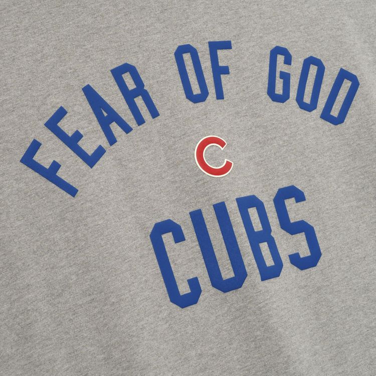 Fear of God Essentials Cubs 90s Tee Concrete Heather
