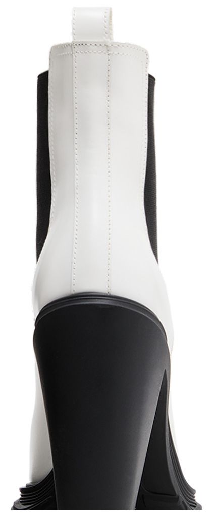 Alexander McQueen Wmns Tread Slick Heeled Chelsea Boot Ivory Black