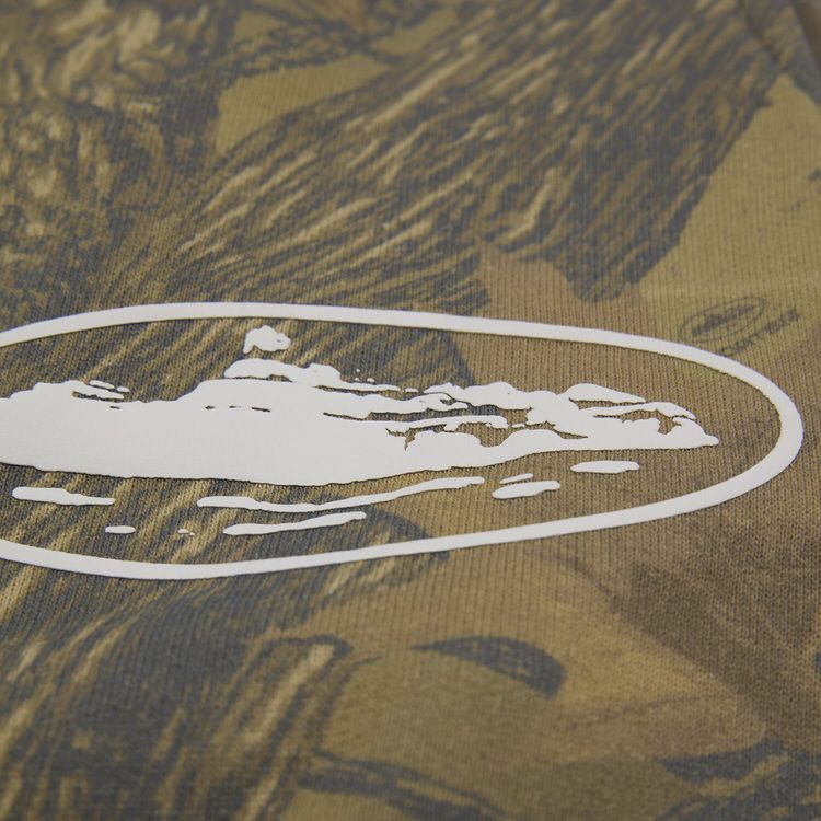 Corteiz Island Puff Print Sweatshort Forest Camo
