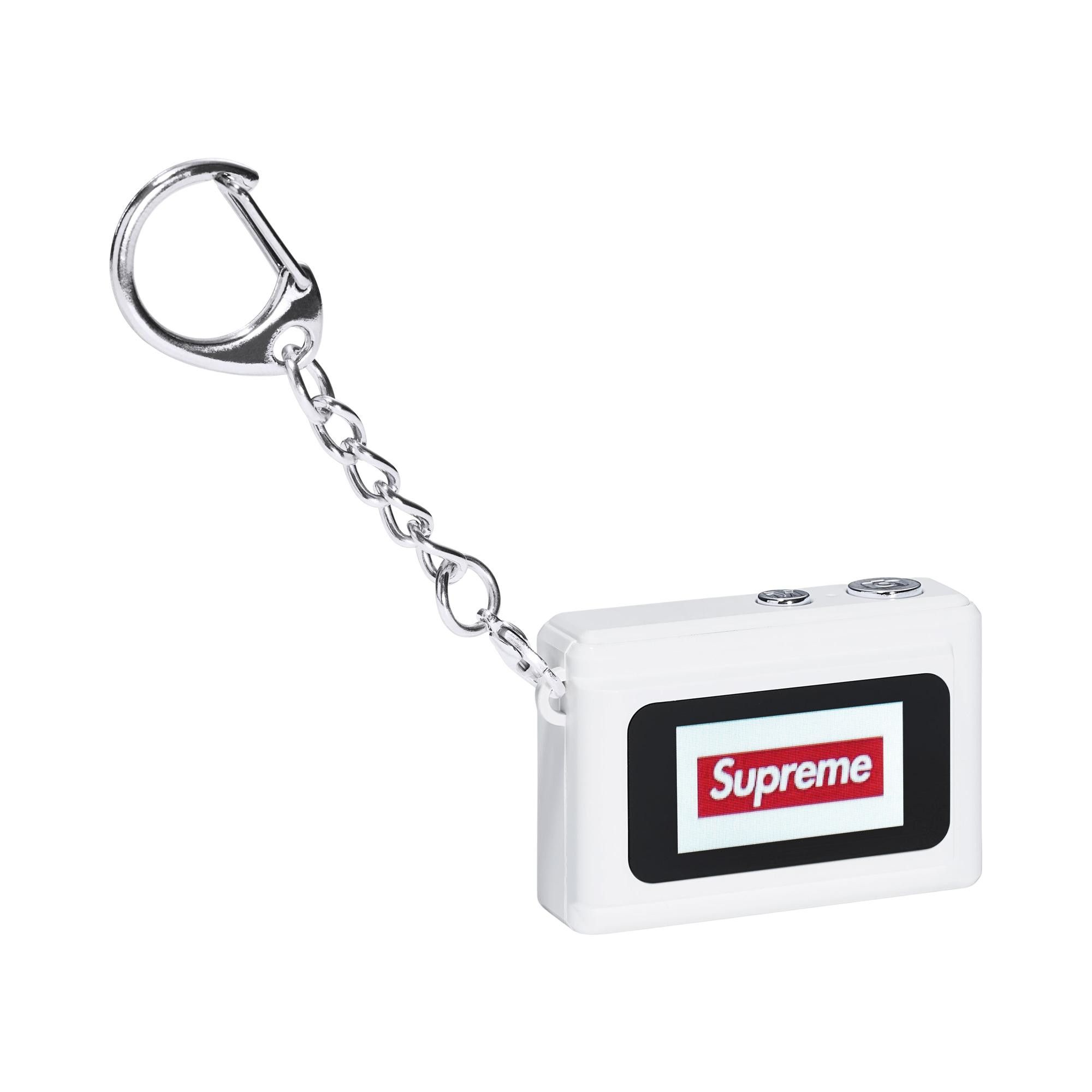 Supreme Digital Camera Keychain White 新品 Buy Supreme Digital Camera Keychain 'White' - FW25A102 WHITE