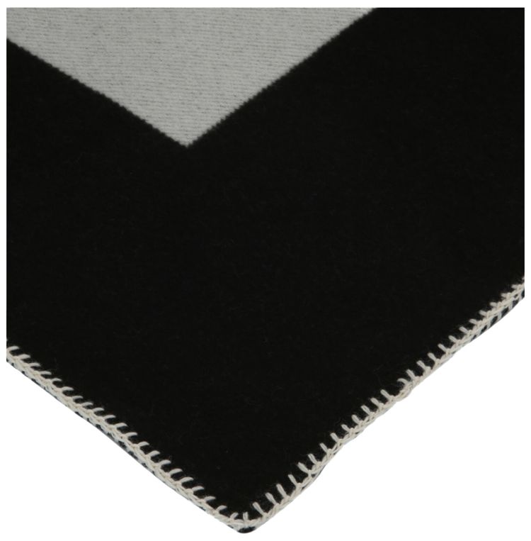 Givenchy 4G Logo Blanket BlackWhite