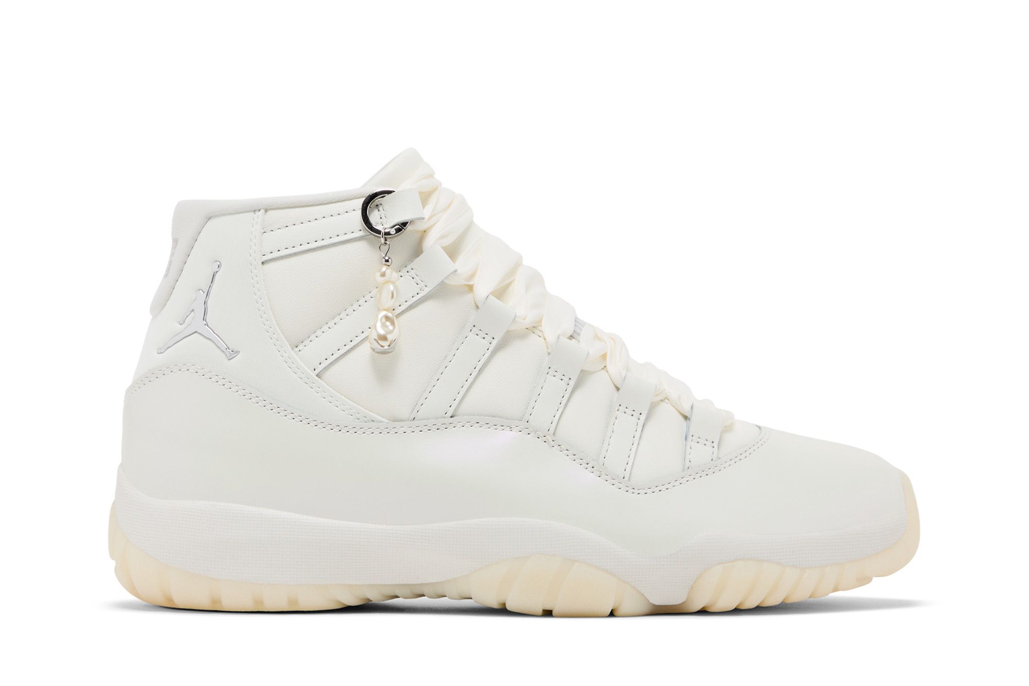 Buy Wmns Air Jordan 11 Retro 'Pearl / Grand Finale' - AR0715 110
