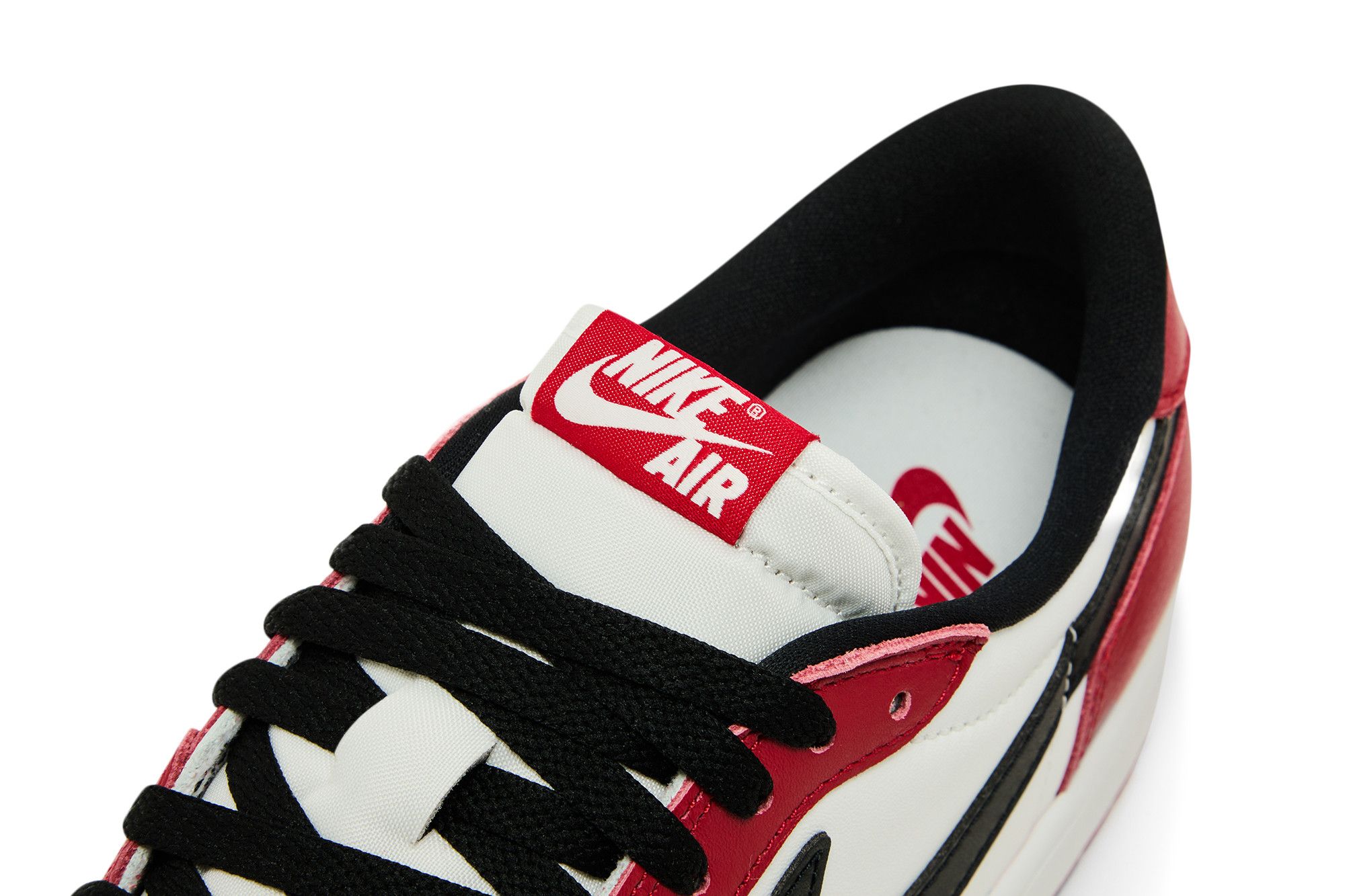 Buy Air Jordan 1 Retro Low OG 'Chicago' 2025 - HQ6998 600 | GOAT