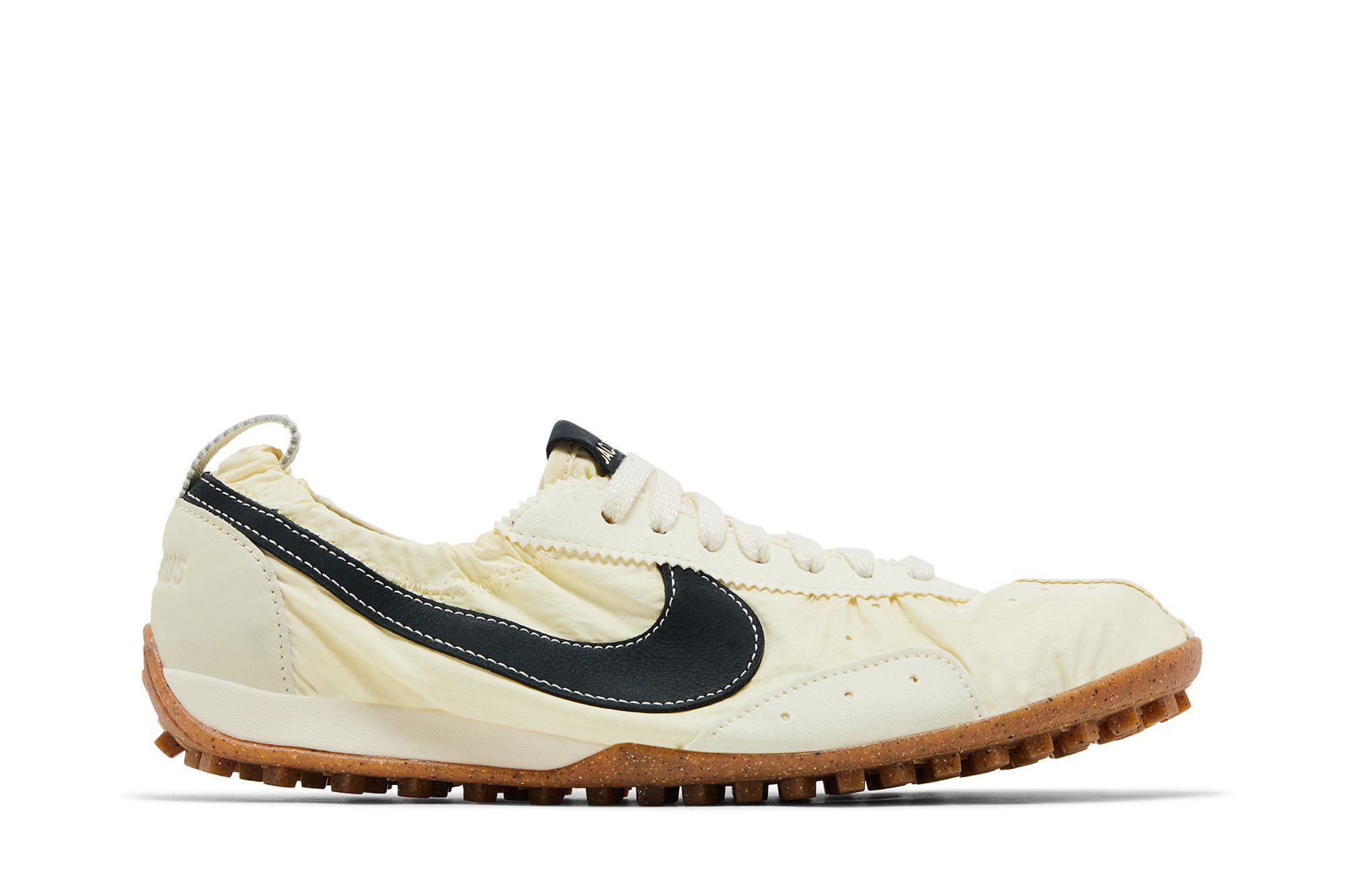 Buy Jacquemus x Nike Wmns Moon Shoe SP 'Alabaster' - HV8547 700 | GOAT